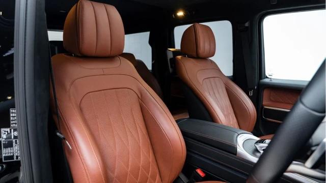 Mercedes-Benz G Class (21 Reg) G400 2.9D AMG Line Premium Plus 4Matic (G Manufaktur) Image 3