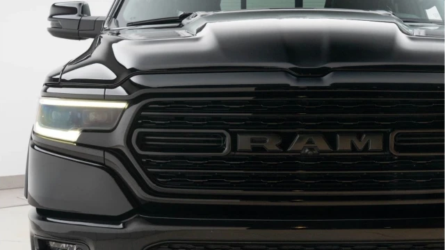 Dodge RAM (22 Reg) 5.7 V8 Hemi 1500 Limited Black Edition (+VAT) Image 7