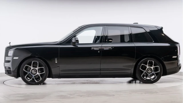 Rolls-Royce Cullinan (23 Reg) 6.8 V12 Black Badge Image 5