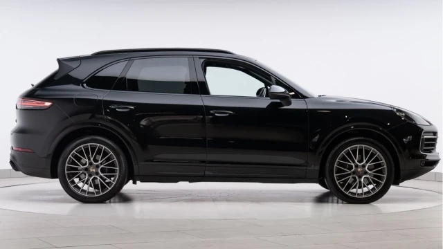 Porsche Cayenne (72 Reg) 3.0 V6 Image 6