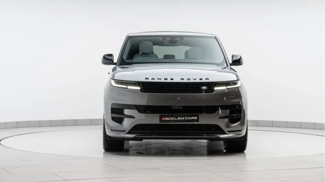Land Rover Range Rover Sport (73 Reg) 3.0 D300 Dynamic SE (Black Pack) Image 7