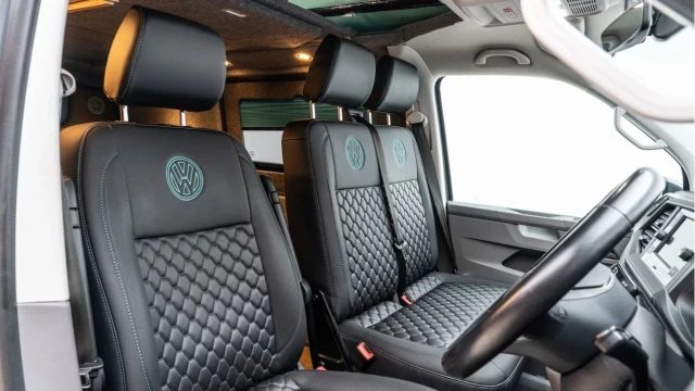 Volkswagen Transporter (72 Reg) 2.0TDI T30 Highline (4 Berth Camper) (VAT Q) Image 5