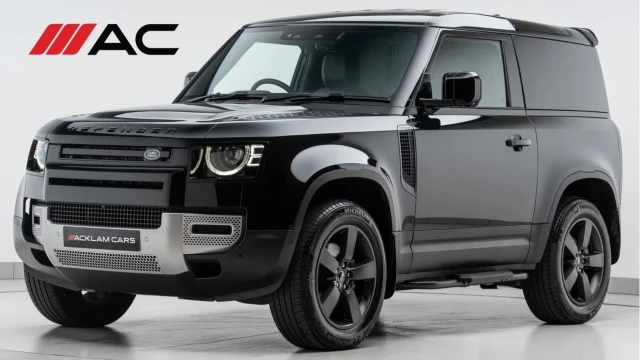 Land Rover Defender (73 Reg) 90 3.0 D250 SE Hard Top Commercial (+VAT) Image 1