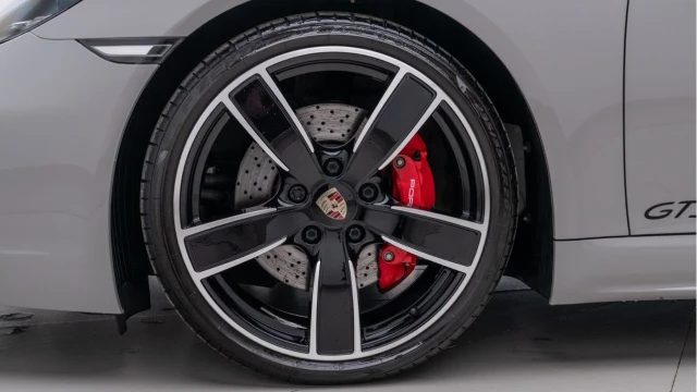 Porsche 718 (21 Reg) 4.0 Boxster GTS PDK Convertible Image 8