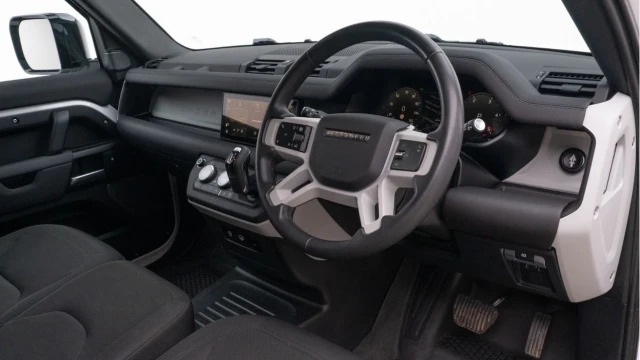 Land Rover Defender (24 Reg) 90 3.0 D250 Hard Top Commercial (3 Seat) (Bespoke) (+VAT) Image 2