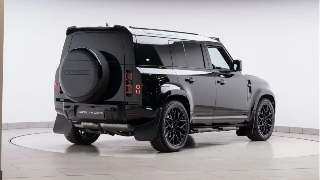 Land Rover Defender (25 Reg) 110 3.0 D350 X-Dynamic HSE Hard Top Commercial (Bespoke) (+VAT) Image 4