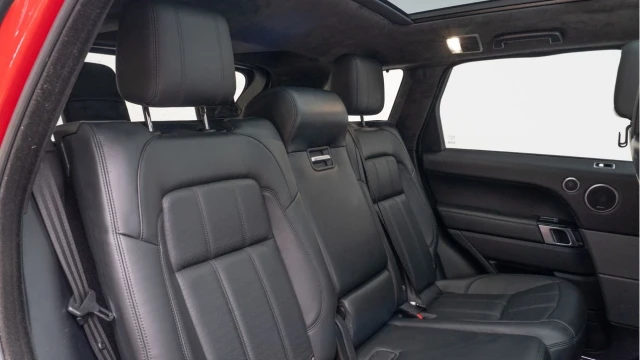 Land Rover Range Rover Sport (21 Reg) 3.0 D300 Autobiography Dynamic (7 Seat) Image 6