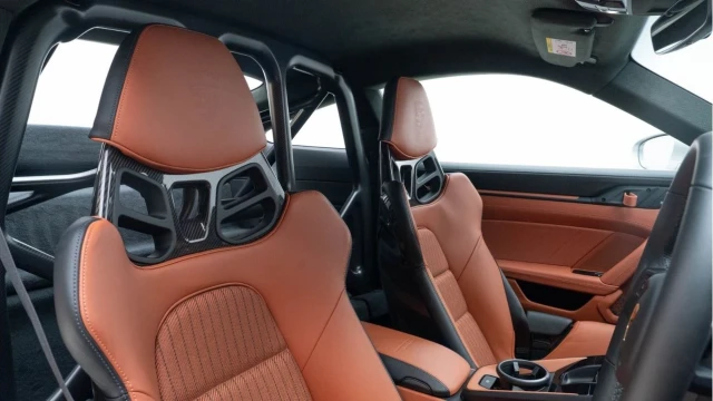 Porsche 911 (74 Reg) 4.0 S/T Coupe Image 3