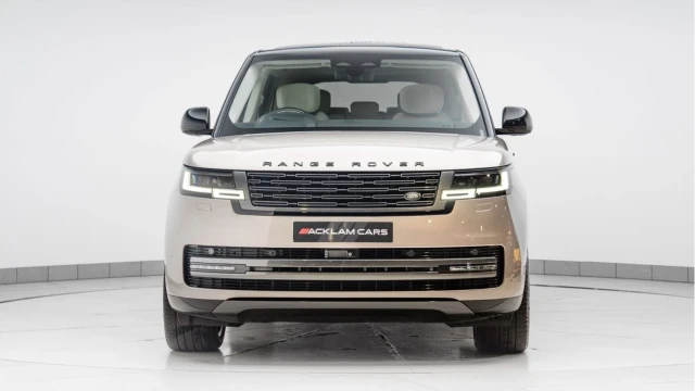 Land Rover Range Rover (24 Reg) 3.0 D350 Autobiography LWB 7 Seat (Shadow Pack) Image 4