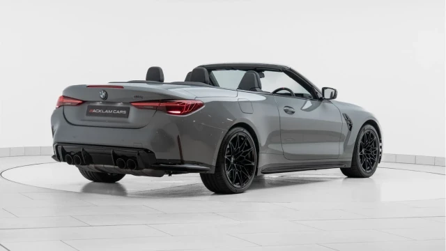 BMW M4 (25 Reg) 3.0 Competition M xDrive Convertible Image 6