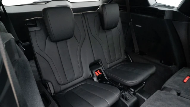 BMW X5 (69 Reg) 3.0 M50D xDrive (7 Seat) Image 4