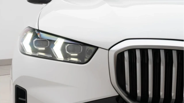 BMW X5 (73 Reg) 3.0 30D M Sport xDrive (7 Seat) Image 8