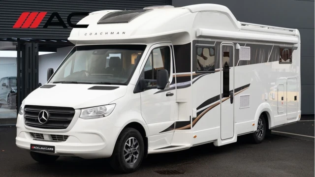 Coachman Travel Master 565 (74 Reg) 2.0D Auto (4 Berth) Image 1