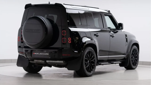 Land Rover Defender (74 Reg) 110 3.0 D350 X-Dynamic HSE (7 Seat) (Bespoke) Image 5