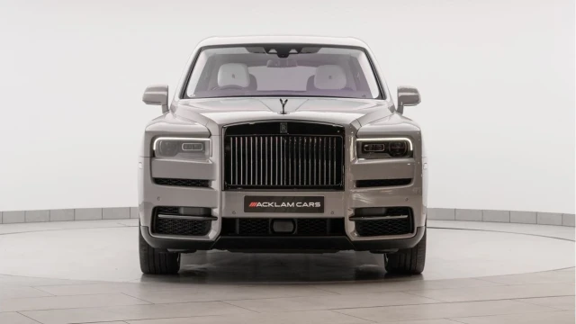 Rolls-Royce Cullinan (73 Reg) 6.8 V12 Black Badge Image 7