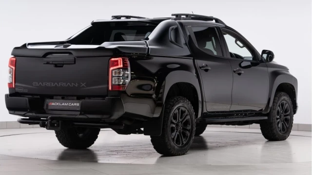 Mitsubishi L200 (20 Reg) 2.2 DI-D Barbarian X Black Edition (NO VAT) Image 5