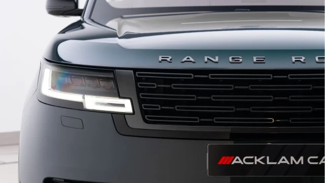 Land Rover Range Rover (72 Reg) 3.0 P440e Autobiography Hybrid (Shadow Pack) Image 8