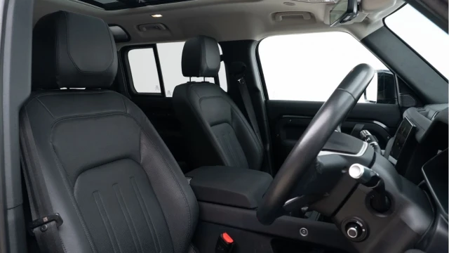 Land Rover Defender (71 Reg) 110 3.0 D250 XS Edition Image 3