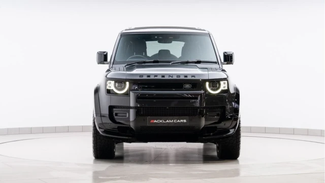 Land Rover Defender (24 Reg) 110 3.0 D250 X-Dynamic SE Image 7