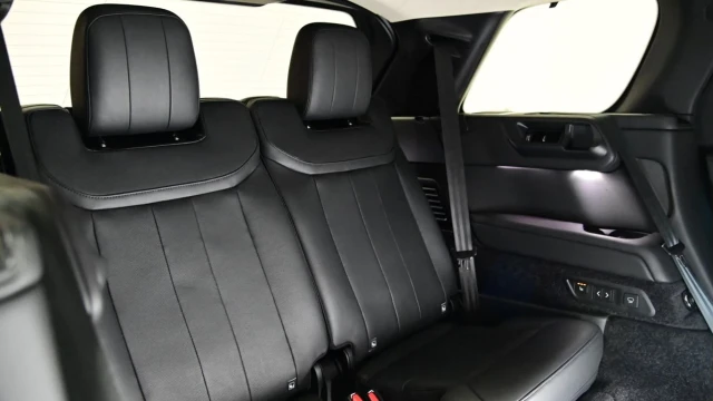 Land Rover Range Rover (73 Reg) 3.0 D350 Autobiography LWB 7 Seat Image 4