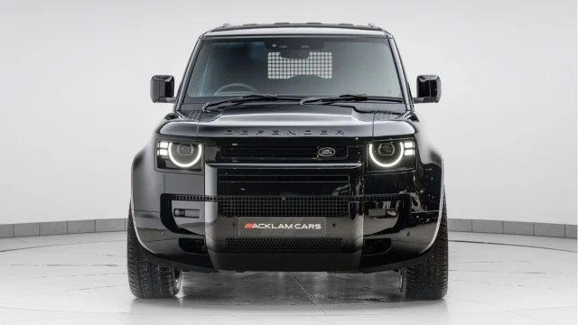 Land Rover Defender (75 Reg) 110 3.0 D250 S Hard Top Commercial (+VAT) Image 5