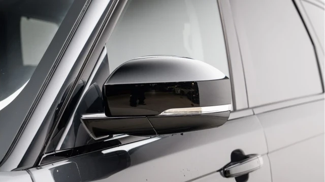 Land Rover Range Rover Sport (20 Reg) 3.0 SDV6 Autobiography Dynamic (Black Pack) Image 8