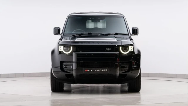 Land Rover Defender (74 Reg) 110 3.0 D350 X-Dynamic HSE Hard Top Commercial (3 Seat) (+VAT) Image 8