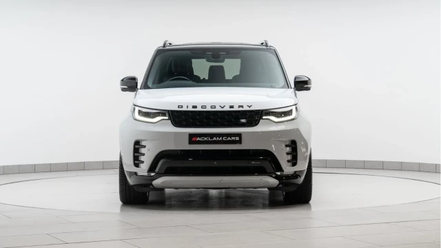 Land Rover Discovery (72 Reg) 3.0 D300 R-Dynamic HSE Hard Top (5 Seat) (+VAT) Image 8