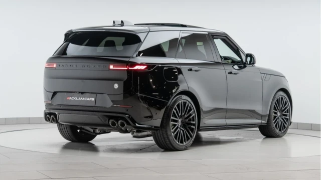 Land Rover Range Rover Sport (24 Reg) 4.4 V8 P635 SV Edition One Image 6