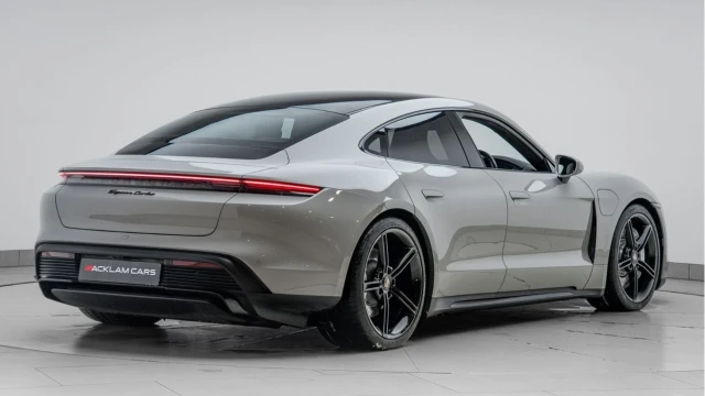 Porsche Taycan (21 Reg) Turbo Image 6