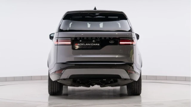 Land Rover Discovery (23 Reg) 3.0 D250 R-Dynamic SE Image 5