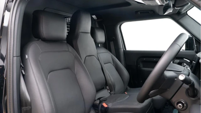 Land Rover Defender (75 Reg) 90 3.0 D350 X-Dynamic HSE Hard Top Commercial (3 Seat) (+VAT) Image 3