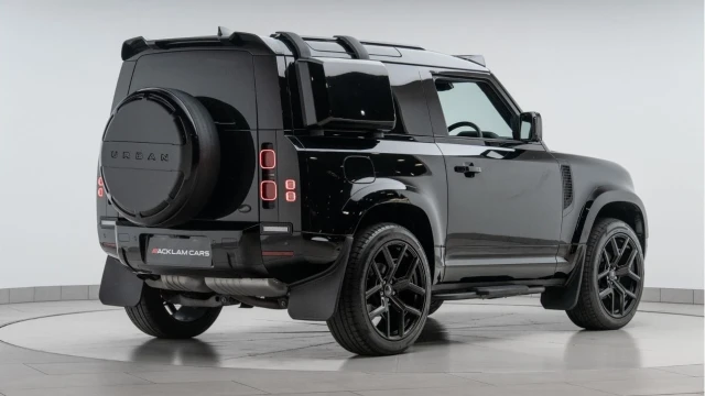 Land Rover Defender (25 Reg) 90 3.0 D250 S Hard Top Commercial (3 Seat) (Bespoke) (+VAT) Image 7