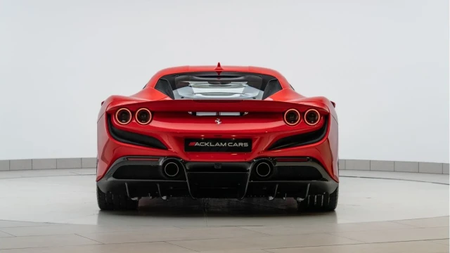 Ferrari F8 (71 Reg) 3.9 V8 Tributo Image 5
