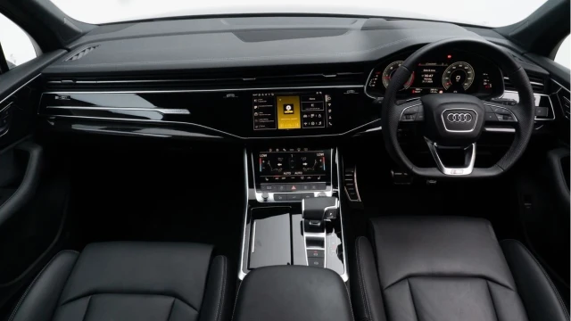 Audi Q7 (74 Reg) 3.0 50TDI Black Edition Quattro Image 2