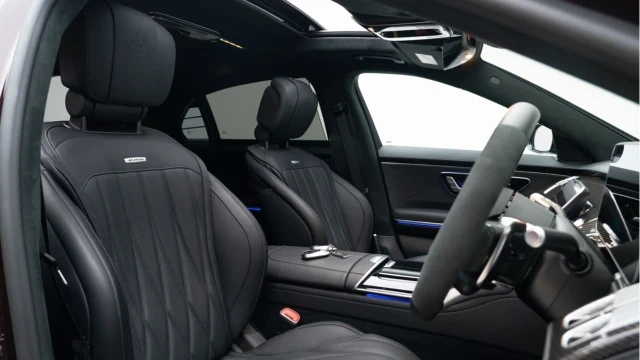 Mercedes-Benz S Class (74 Reg) AMG S63 4.0 V8 E-Performance LWB Night Edition 4Matic Image 3