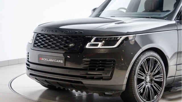 Land Rover Range Rover (68 Reg) 5.0 V8 Autobiography (Black Pack) Image 6