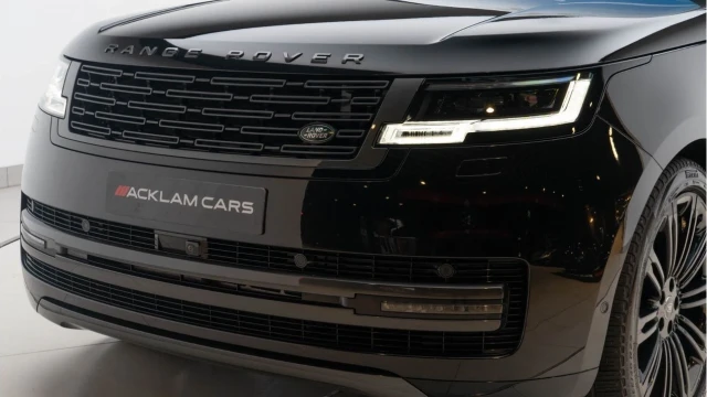 Land Rover Range Rover (23 Reg) 3.0 D350 First Edition (Shadow Pack) Image 7