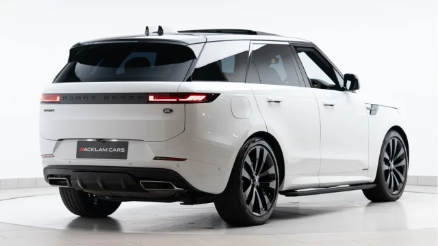 Land Rover Range Rover Sport (23 Reg) 3.0 P400 Autobiography (Black Pack) Image 5