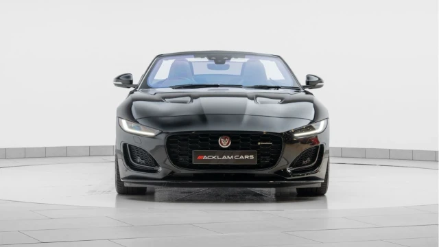 Jaguar F-TYPE (72 Reg) 5.0 V8 P450 R-Dynamic Black Convertible Image 7