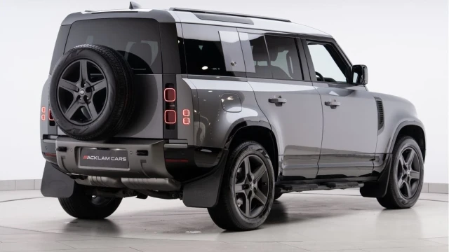 Land Rover Defender (24 Reg) 110 3.0 D250 X-Dynamic SE Image 7