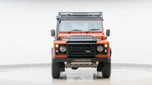 Land Rover Defender 90 (65 Reg) 90 2.2TD Adventure Image 7