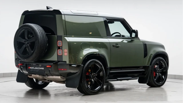 Land Rover Defender (75 Reg) 90 3.0 D350 X Hard Top Commercial (+VAT) Image 7