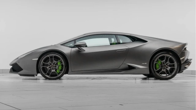 Lamborghini Huracan (65 Reg) 5.2 V10 LP 610-4 Coupe Image 4