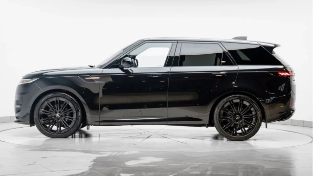 Land Rover Range Rover Sport (23 Reg) 3.0 D300 Dynamic SE Image 6