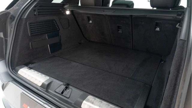 Land Rover Range Rover Sport (23 Reg) 3.0 D300 Autobiography (Black Pack) Image 4