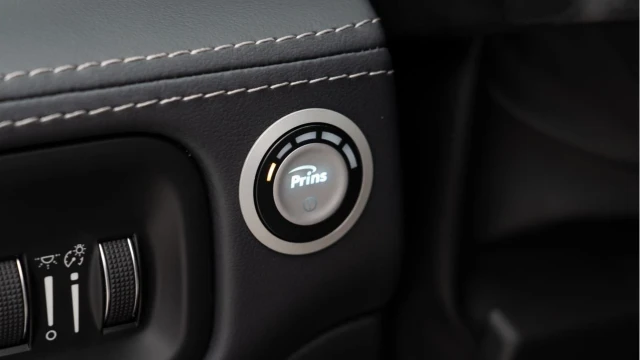 Dodge RAM 1500 (Unregistered) 5.7 V8 HEMI Limited (+VAT) Image 4