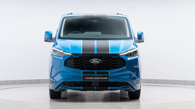 Ford Transit Custom (74 Reg) Custom 320 Sport 2.5 Hybrid (5 Seat) (+VAT) Image 7