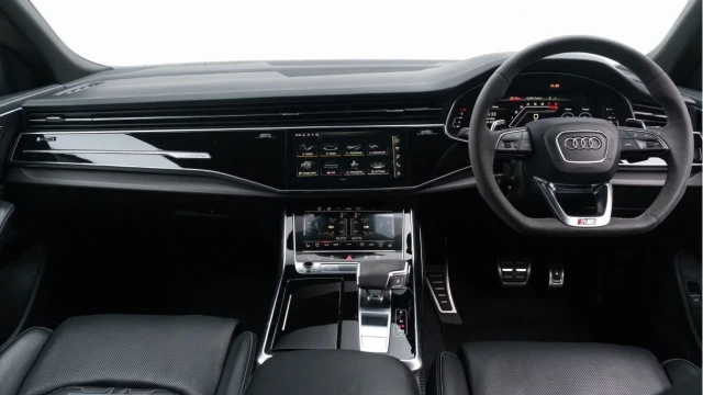 Audi Rs Q8 (71 Reg) 4.0TFSI V8 Carbon Black Quattro Image 2