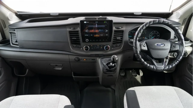 Swift Voyager (24 Reg) 494 2.0TDCi (4 Berth) Image 2